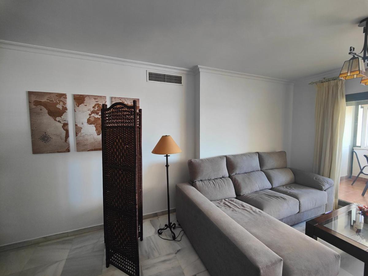 Gran Apartamento Cerca De La Playa Con Piscina En El Centro フエンヒロラ エクステリア 写真
