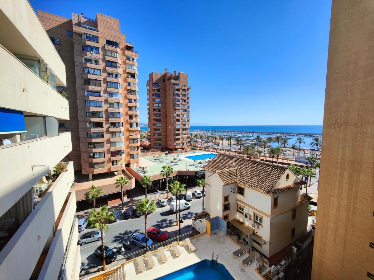 Gran Apartamento Cerca De La Playa Con Piscina En El Centro フエンヒロラ エクステリア 写真